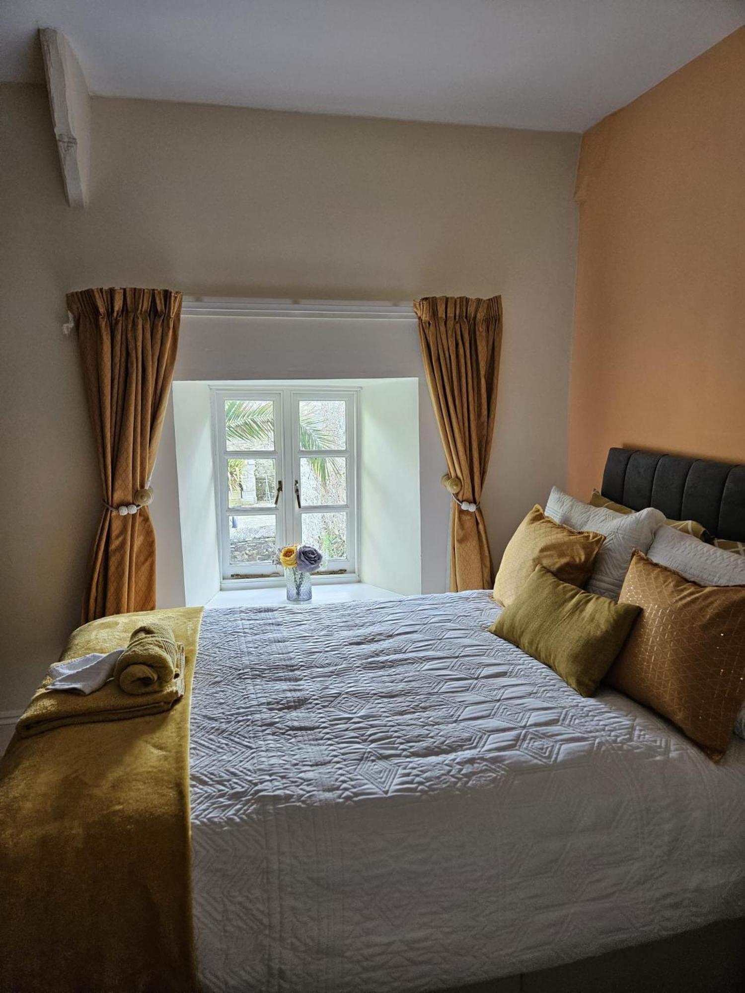 Sheviock Barton Bed & Breakfast Exteriör bild